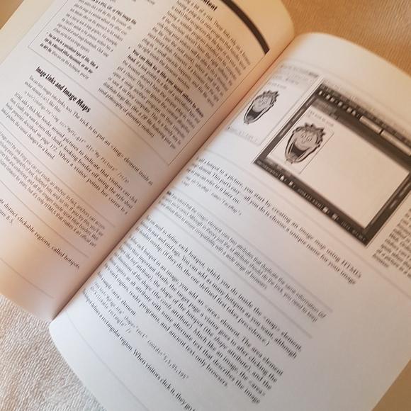 🖥 Creating A Website Book - Picture 2 of 11